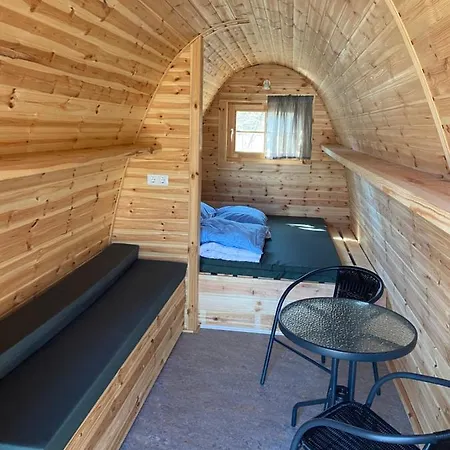 Hotel Camping *